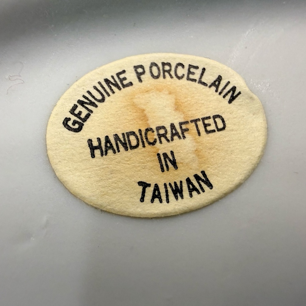 Genuine Porcelain Swan Planter - Picture 10 of 16